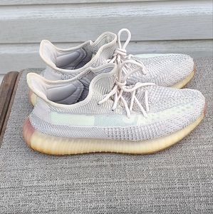 UNPAIRED Adidas Yeezy 350 Boosy v2 Size 12 Left Shoe and Size 11 Right Shoe